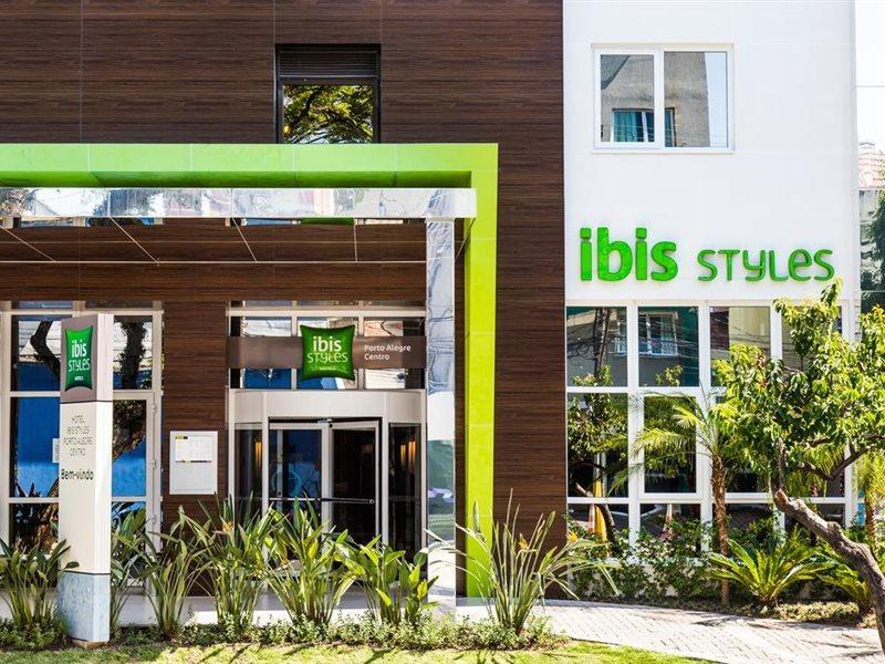 Hotel Ibis Styles Porto Alegre Centro -5 Minutos Da Rodoviaria E Do Moinhos De Vento Esterno foto