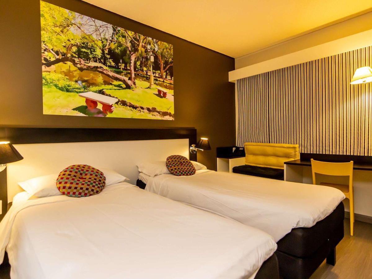 Hotel Ibis Styles Porto Alegre Centro -5 Minutos Da Rodoviaria E Do Moinhos De Vento Esterno foto