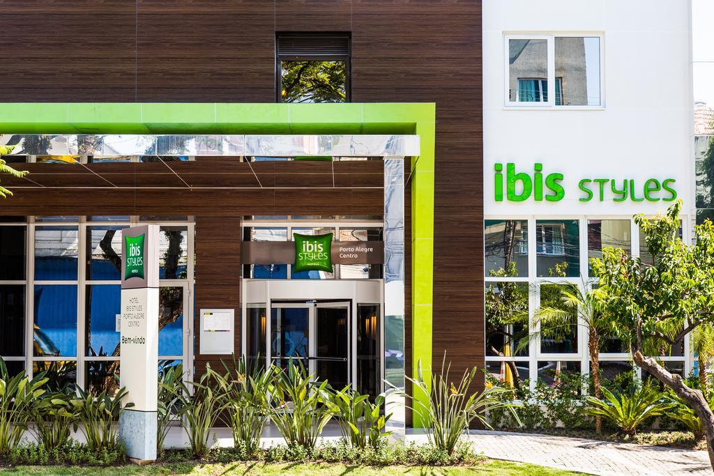 Hotel Ibis Styles Porto Alegre Centro -5 Minutos Da Rodoviaria E Do Moinhos De Vento Esterno foto
